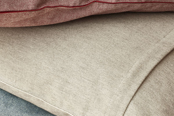 Galerie – Schlossberg Bettwaesche HW19 PEPE Rose Gris Bleu Kissen 600x600 800x800