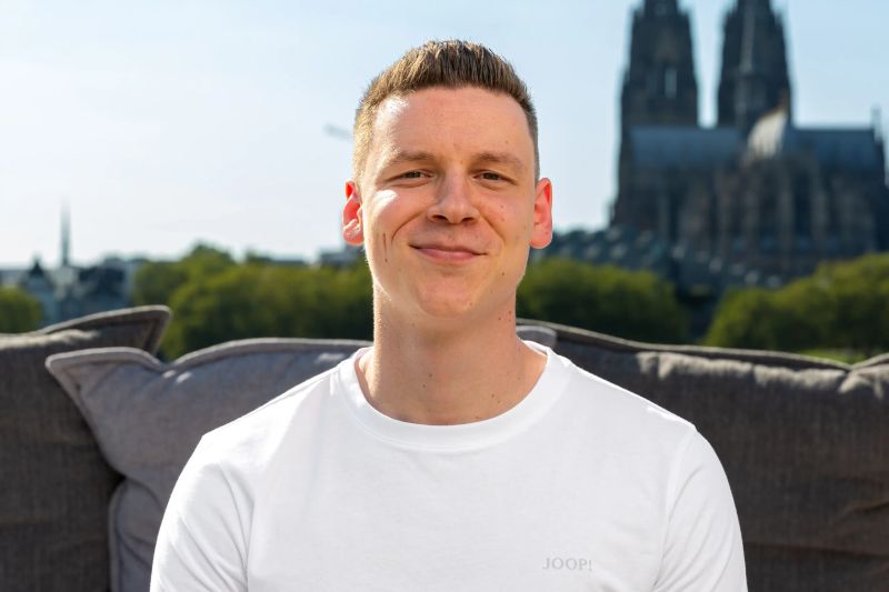 Schlafberater Francois Kaiser von Betten-Sauer Köln